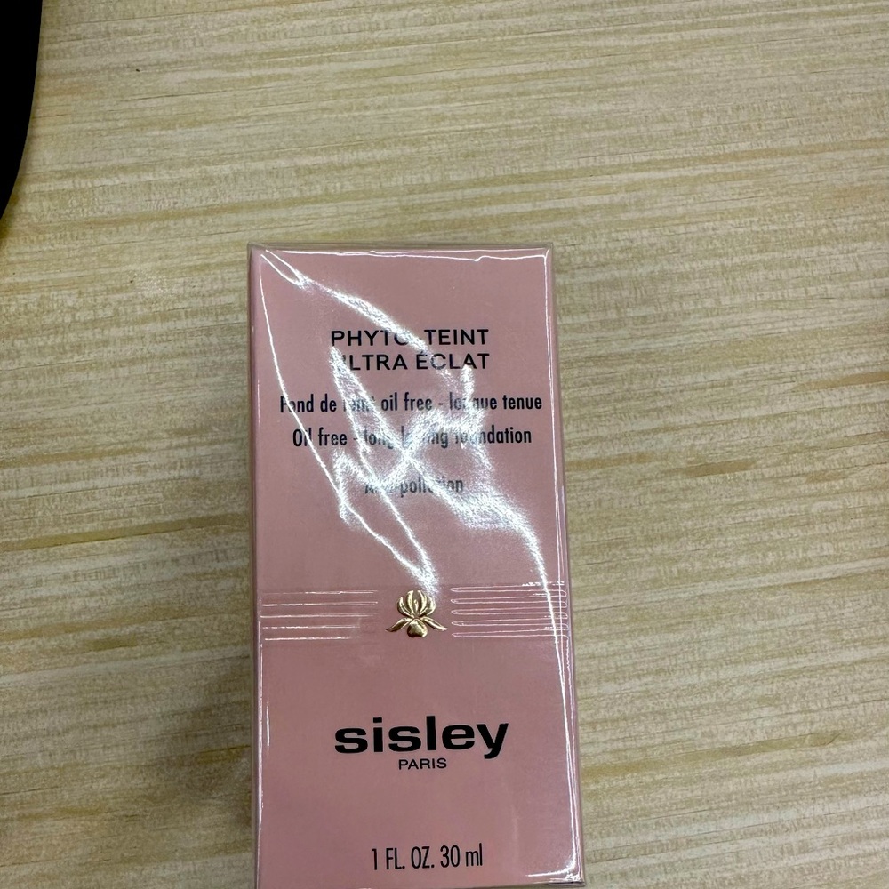 Sisley Phyto-Tint Ultra Eclat Fiundation ***Brand New*** Shade 4+ Cinnamon